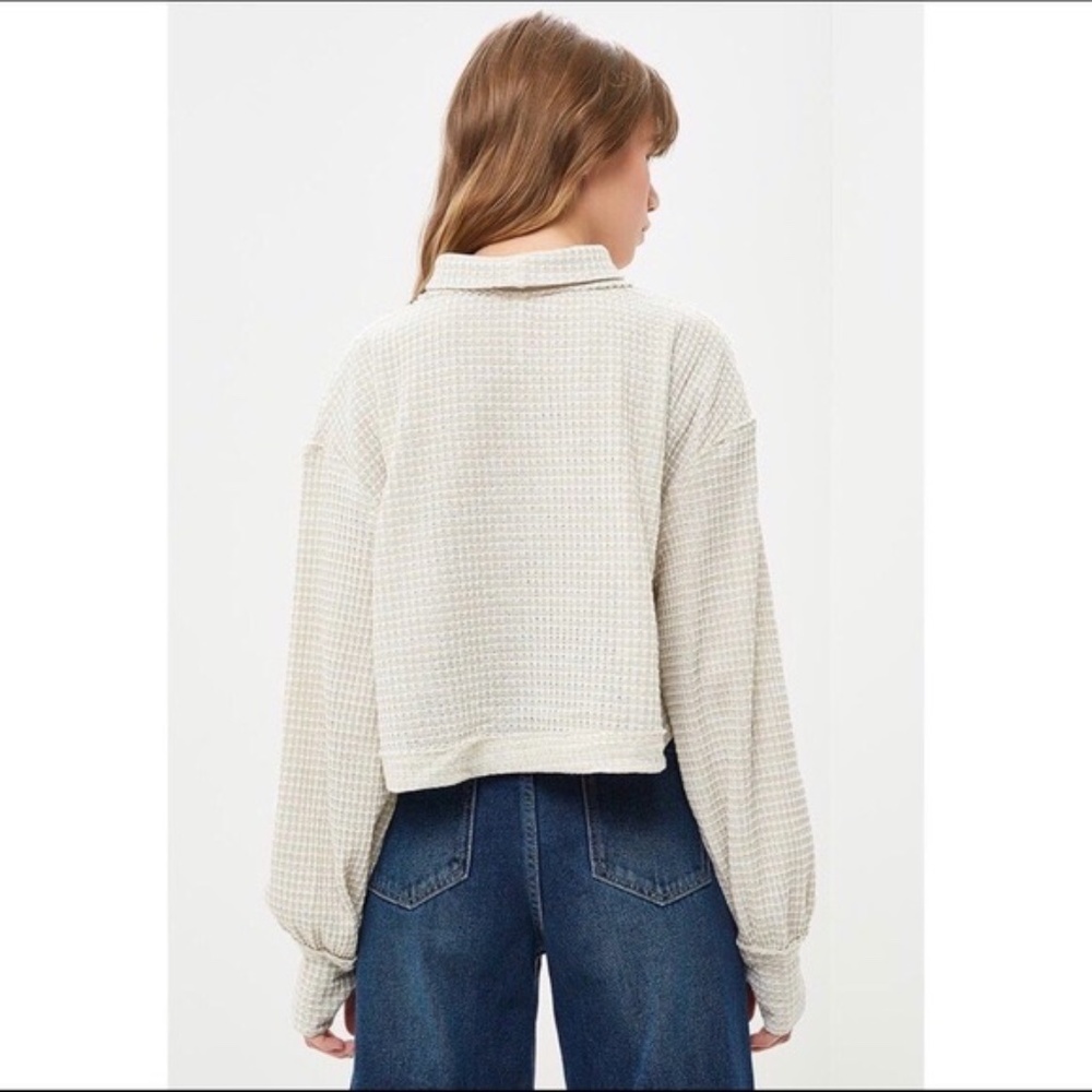 NEW FREE PEOPLE WAFFLE CROP PULLOVER BK KNIT TURTLENECK OVERSIZED SHIRT TOP - Picture 4 of 4